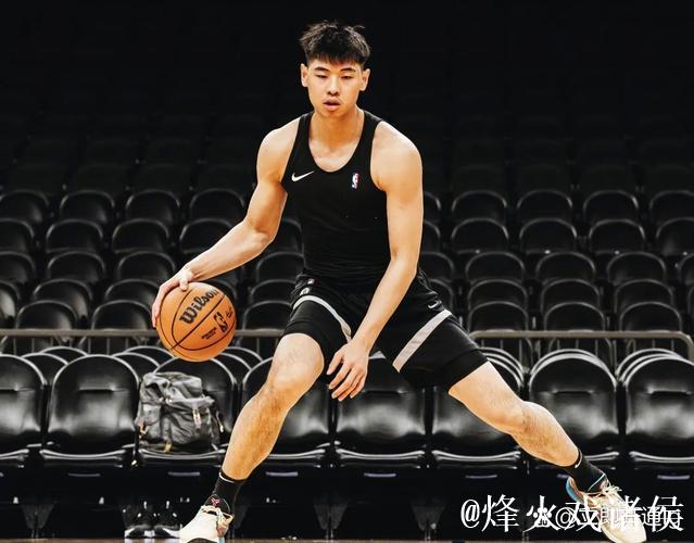 崔永熙:NBA高强度训练挑战大,国内球员适应困难 崔永熙:NBA高强度训练挑战大,国内球员适应困难