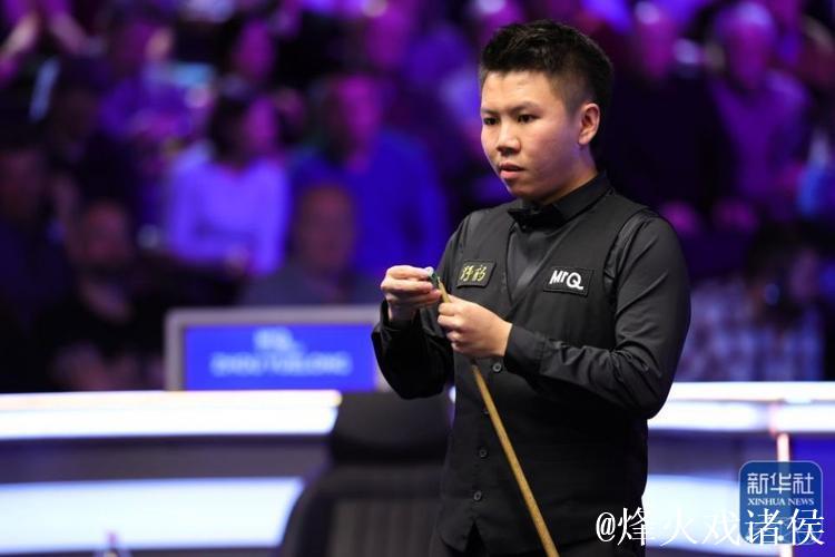 周跃龙力克泰国选手 晋级斯诺克武汉公开赛32强